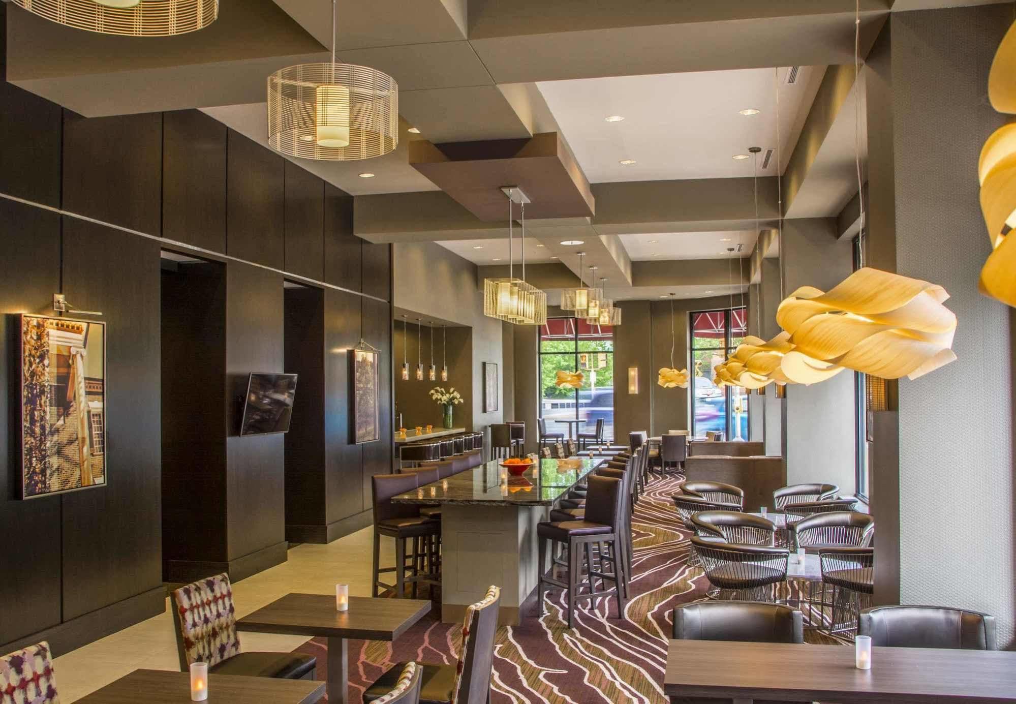 Residence Inn By Marriott Charlottesville Downtown Exteriör bild